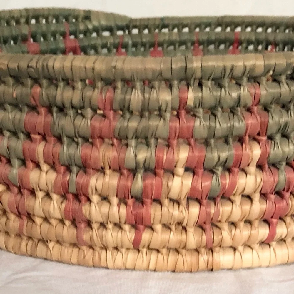 VTG Primitive Coil Basket Sweet Grass Hand Woven Star Boho Basket Bowl 9 inch